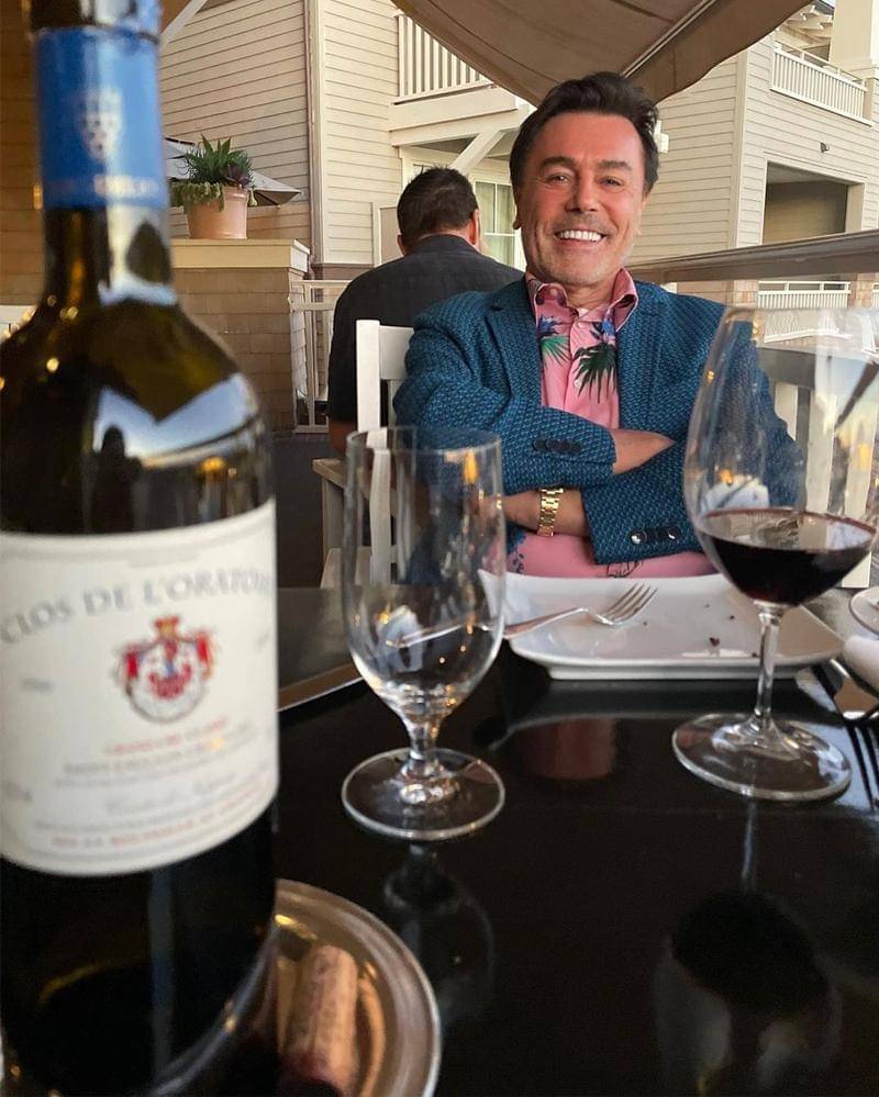 Instagram.com/farahquinnofficial