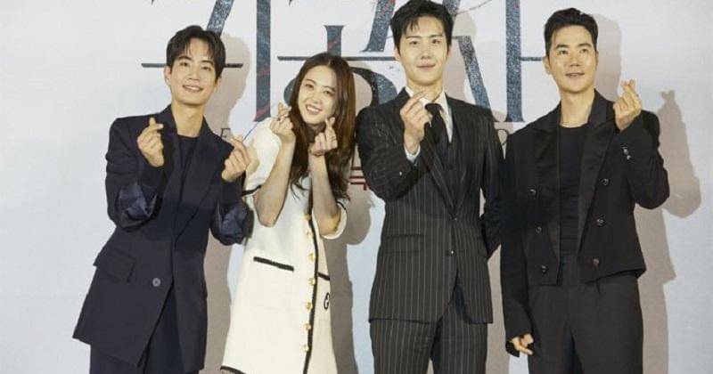 Dok. Next Entertainment World