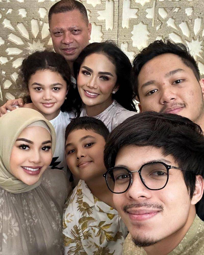 Instagram.com/attahalilintar