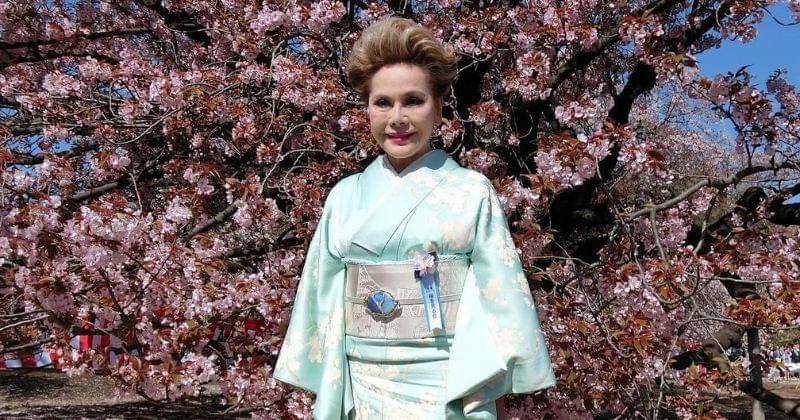 Instagram.com/dewisukarnoofficial