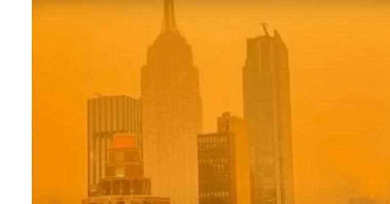 Penyebab Langit New York Merah dan Tertutup Asap