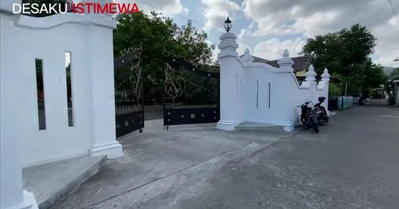 YouTube.com/DESAKU ISTIMEWA