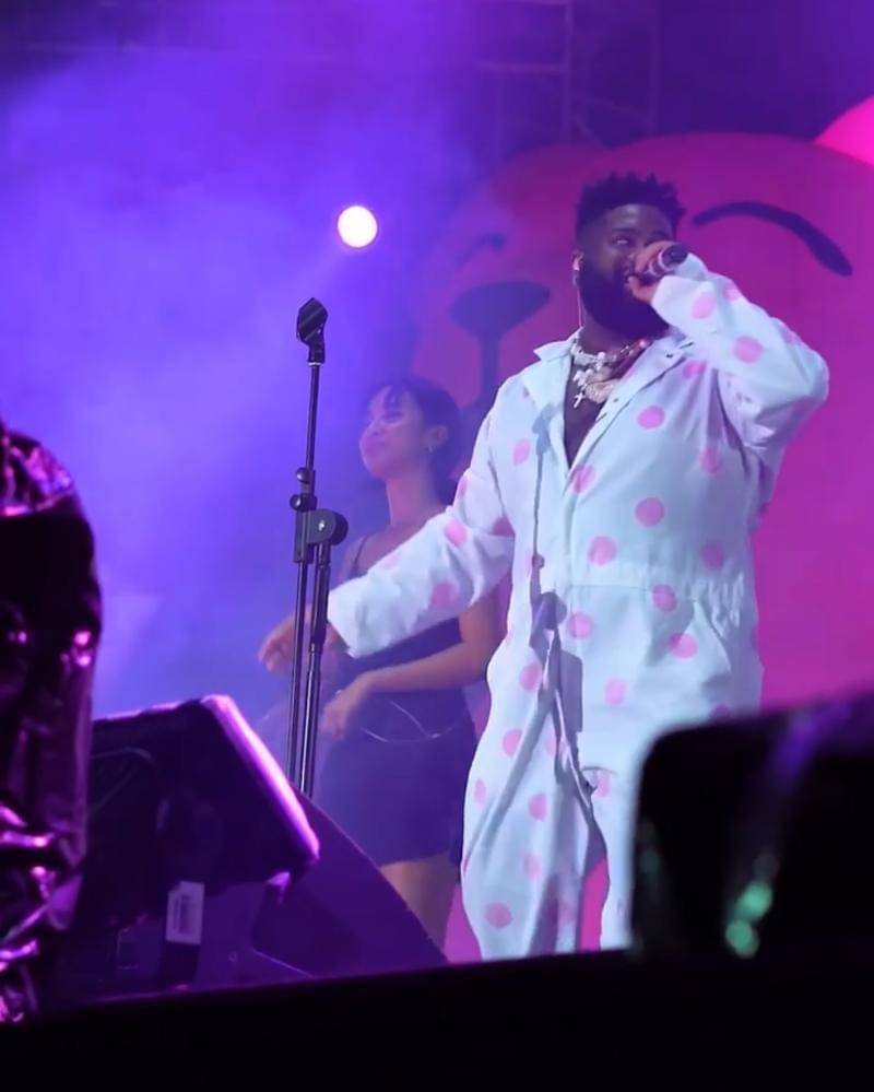 Instagram.com/rahmaniaastrini