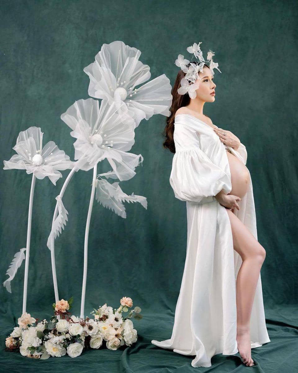 Instagram.com/anqela.tee