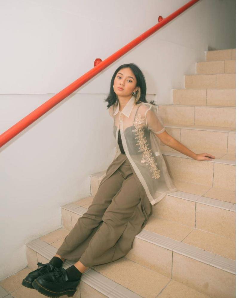 Instagram.com/rahmaniaastrini