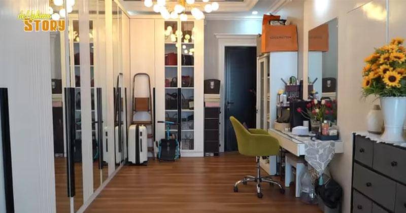 YouTube.com/deHakims Story