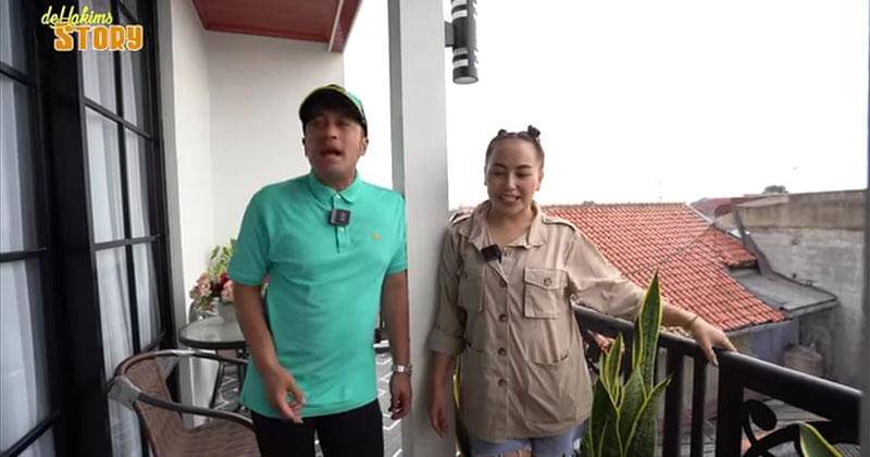 YouTube.com/deHakims Story