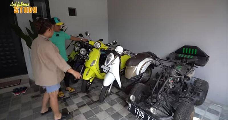 YouTube.com/deHakims Story