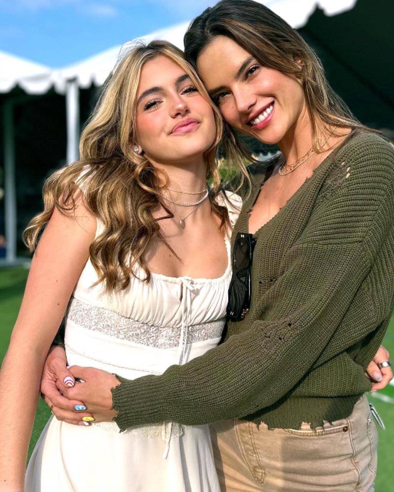 Instagram.com/alessandraambrosio