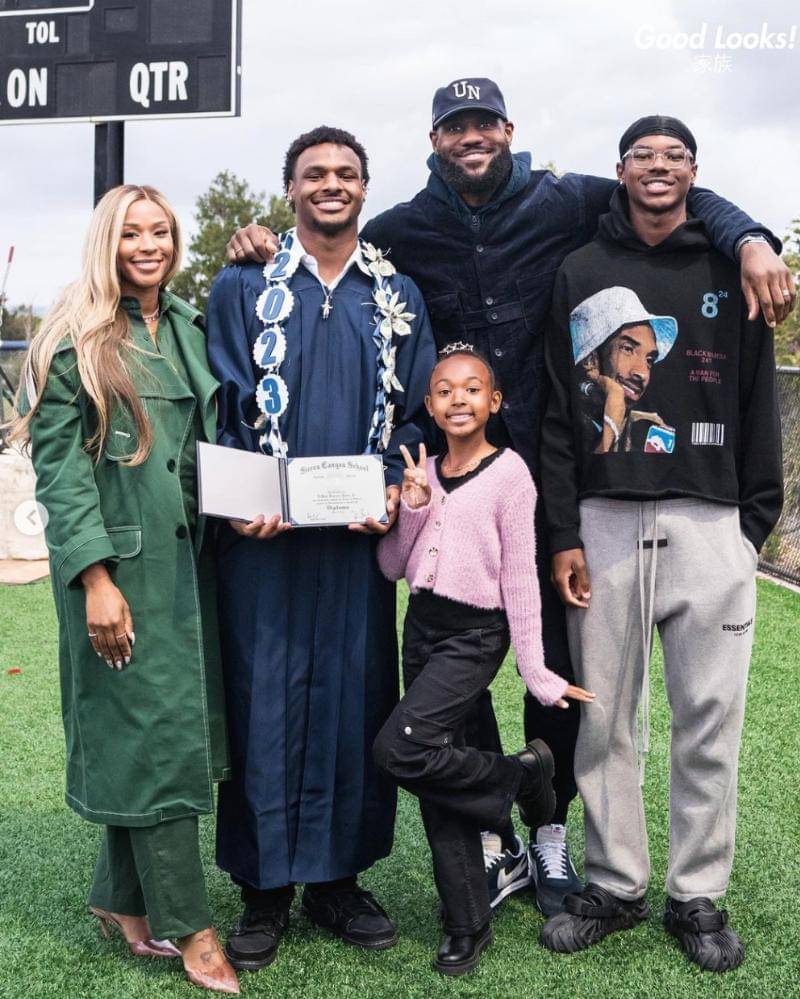 Instagram.com/kingjames