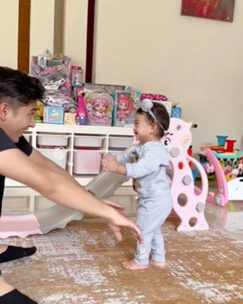 Instagram.com/riaricis1795