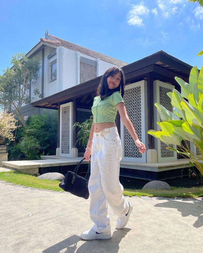 Iinstagram.com/jenaka_mahila