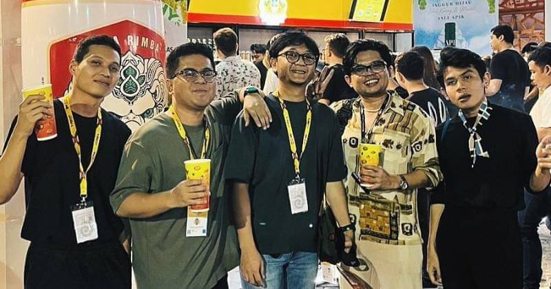 Instagram.com/juicyluicyband