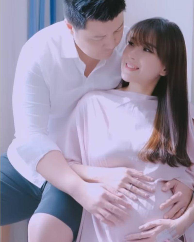 Instagram.com/anqela.tee