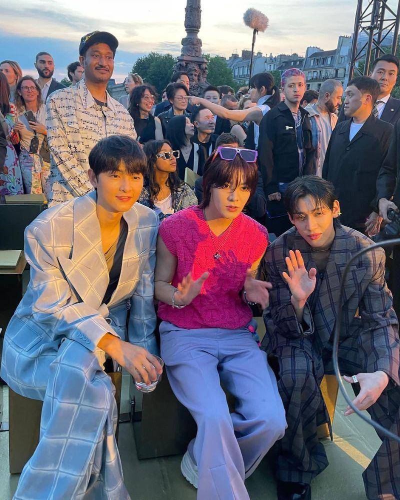 Instagram.com/harpersbazaarhk