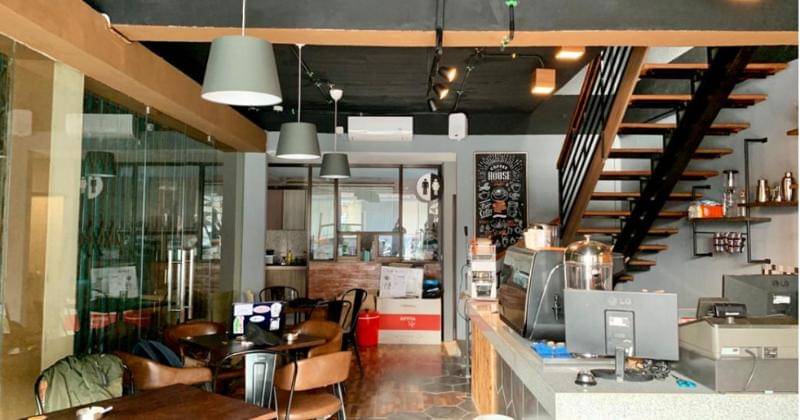 Google.com/De'Madam Cafe Pamulang