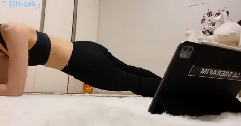 youtube.com/LE SSERAFIM