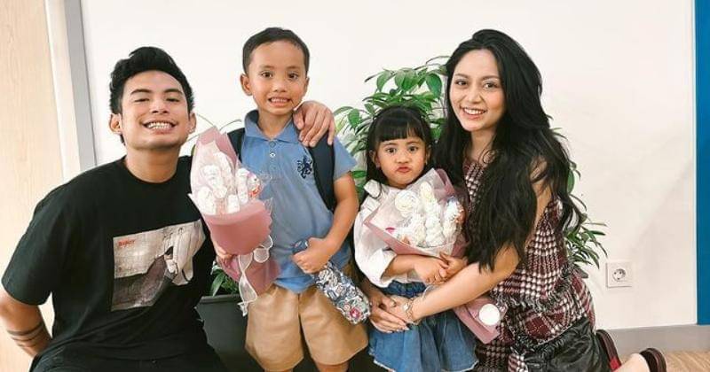 Instagram.com/rachelvennya