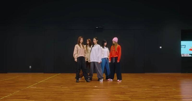 Youtube.com/NewJeans