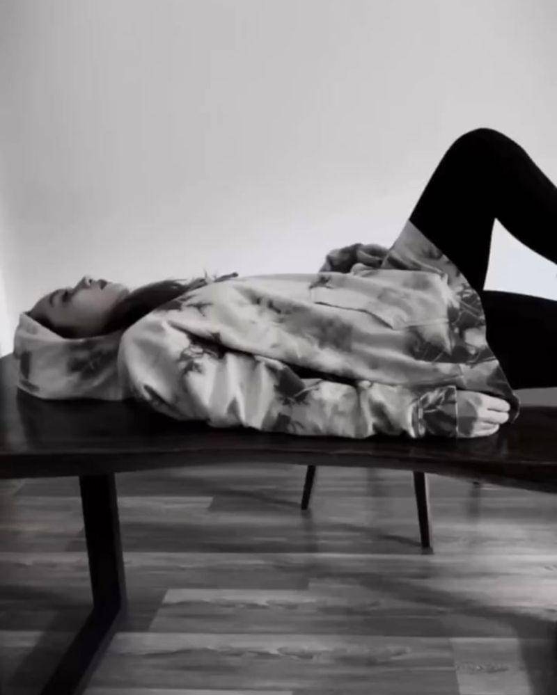 Instagram.com/anneofficial1990