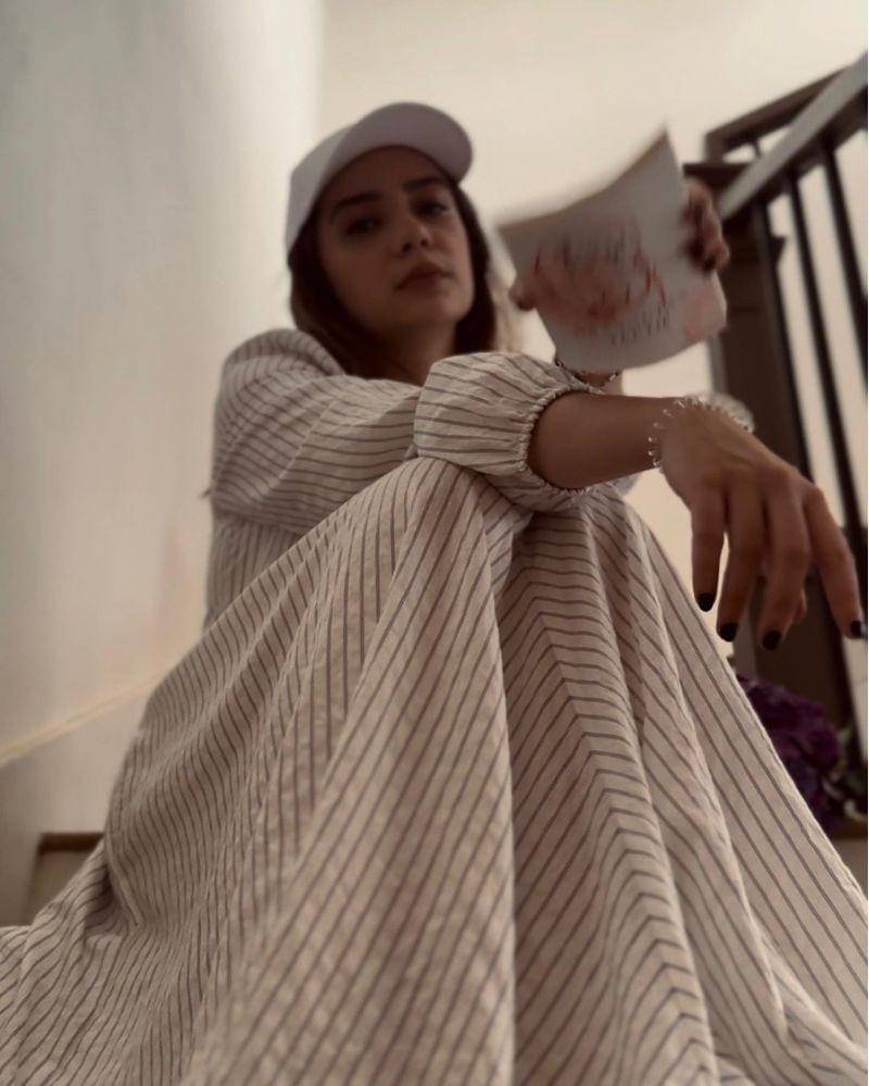 Instagram.com/anneofficial1990