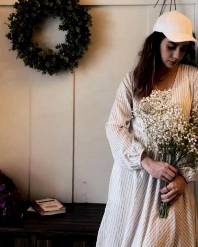 Instagram.com/anneofficial1990