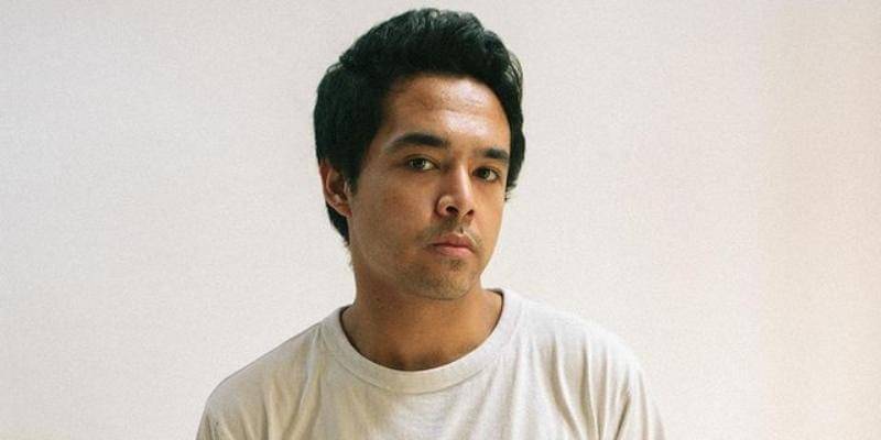 Instagram.com/nadhifbasalamah