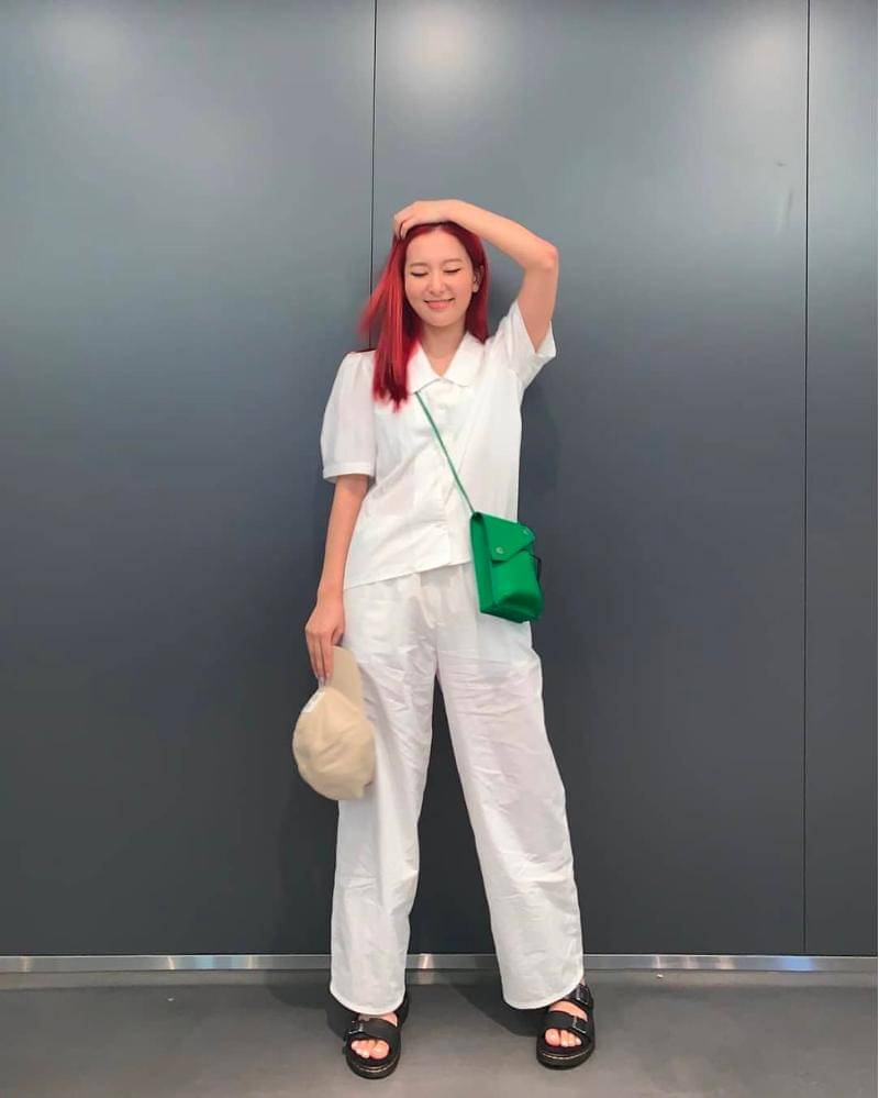 Twitter.com/redvelvetoutfit/