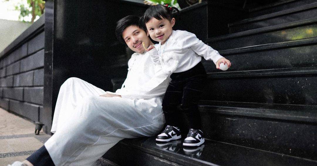 Instagram.com/ameenaatta