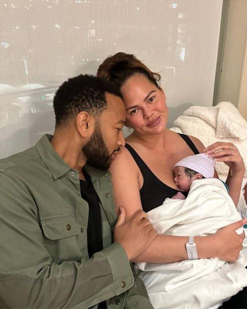 Instagram.com/chrissyteigen