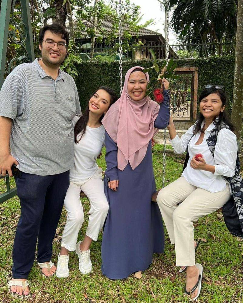 Instagram.com/ralineshah