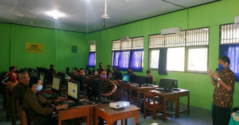 smpn2pringsurat.sch.id