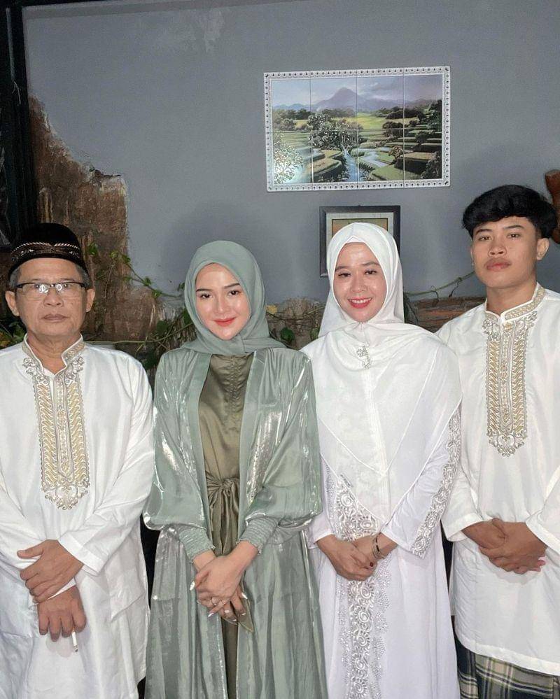 Instagram.com/bellabonita_r.a