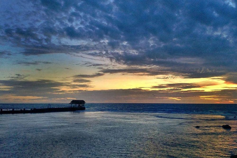 6 Penginapan Dekat Pantai Carita Anyer, Liburan Makin Nyaman