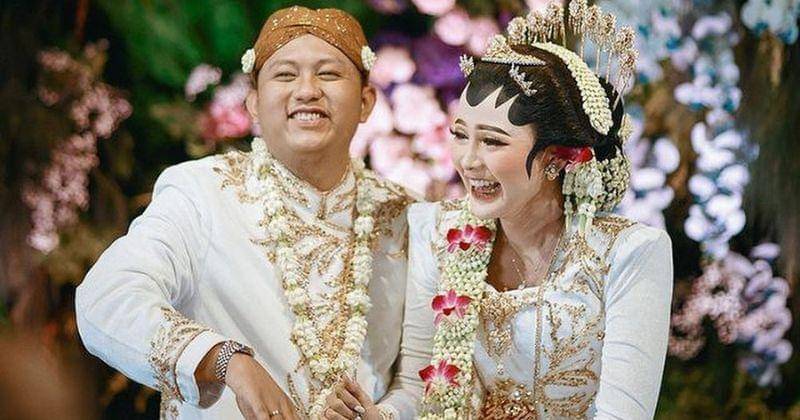 Instagram.com/dennybella_