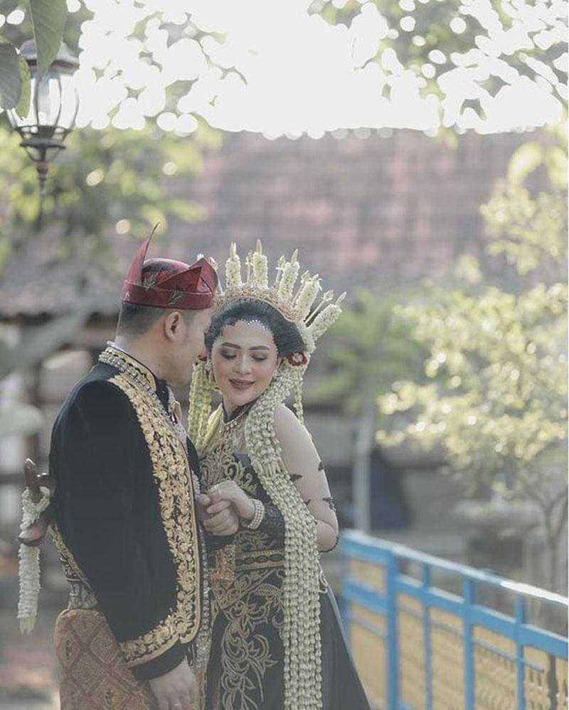 Instagram.com/alqoriibaniy.inc