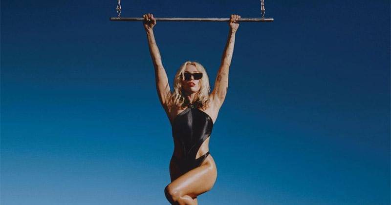 Instagram.com/mileycyrus