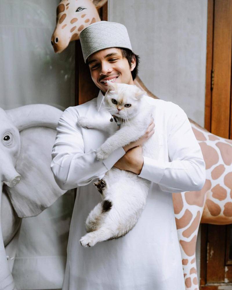 Instagram.com/attahalilintar/