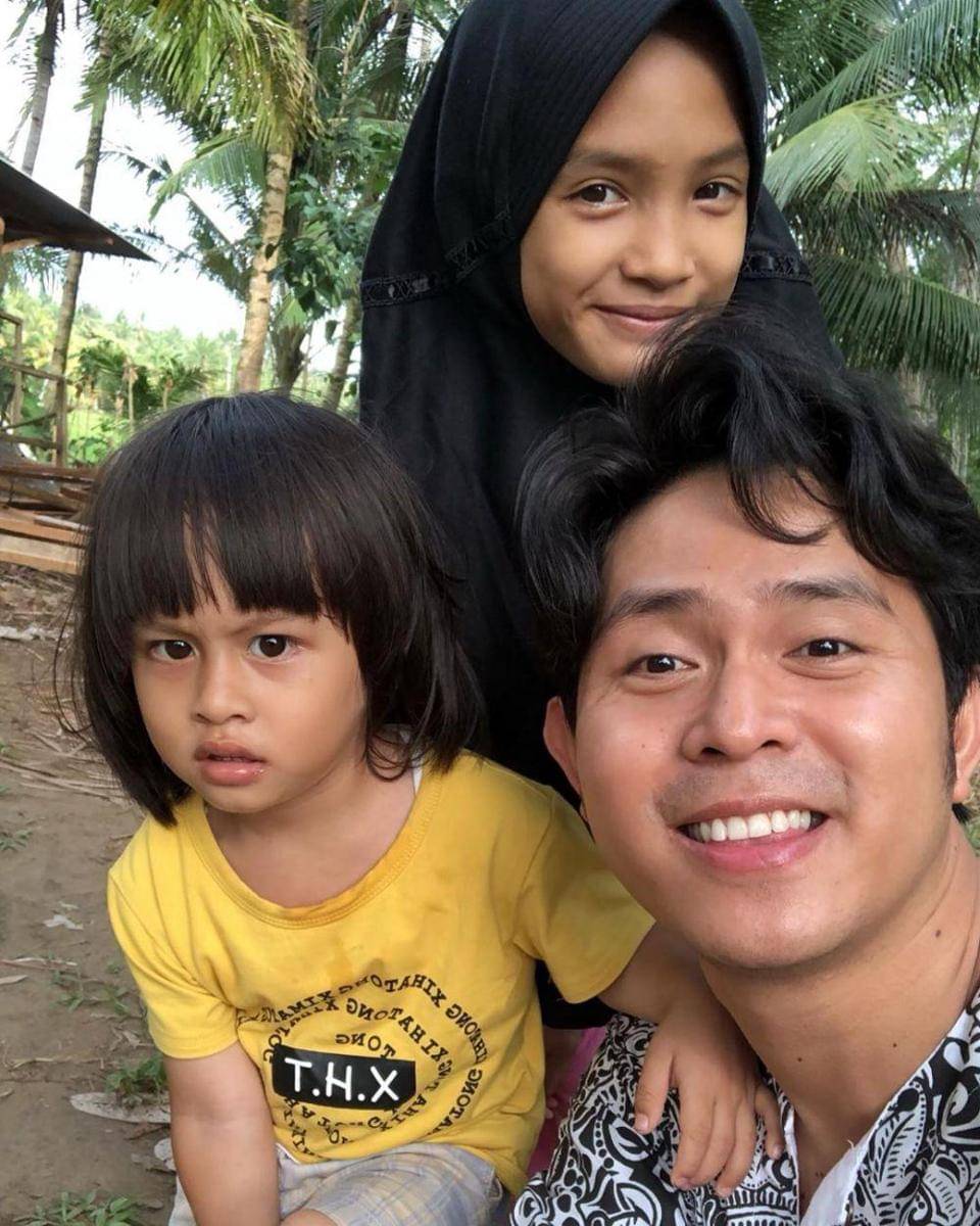 Instagram.com/cakra.khan