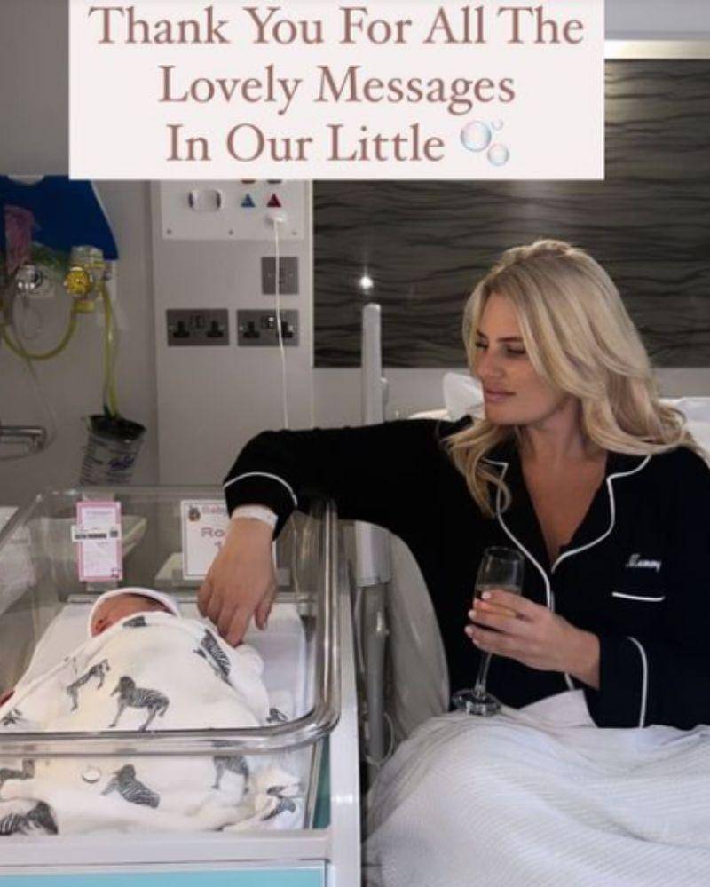 Instagram.com/daniellearmstrong88