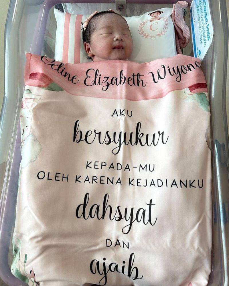 Instagram.com/celineelizabethw