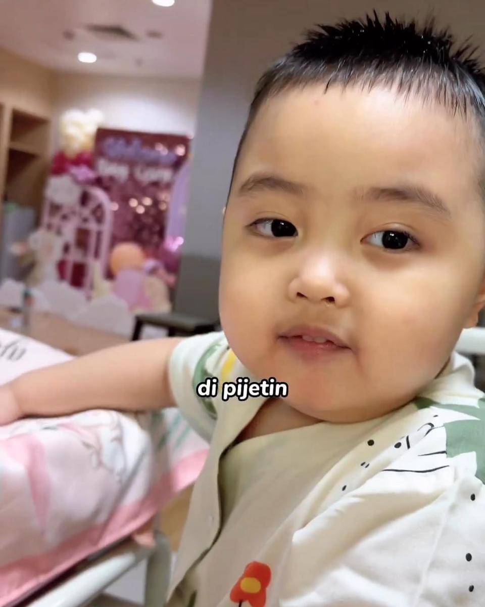 Instagram.com/lizzebethmua