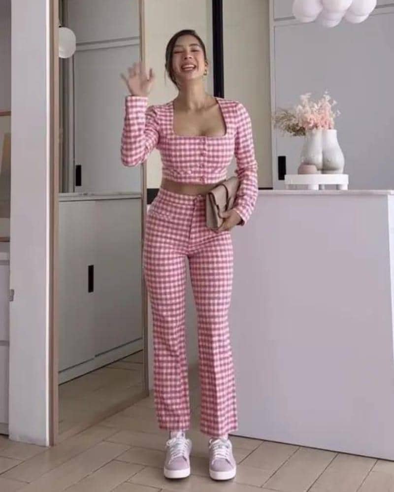 Instagram.com/jenniferbachdim