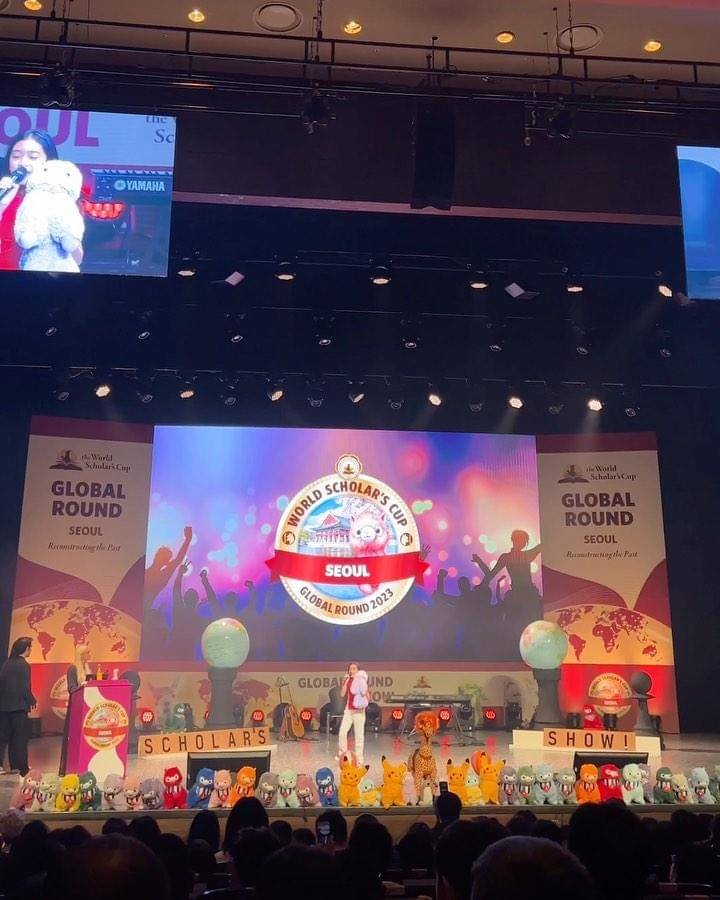 Instagram/@astridsatwika