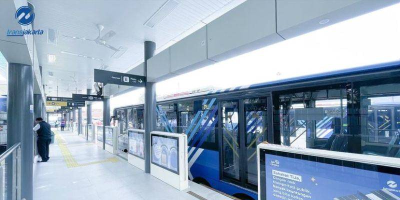 Instagram.com/pt_transjakarta