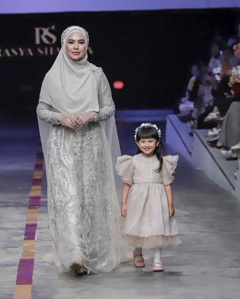 Instagram.com/rasya_shakira