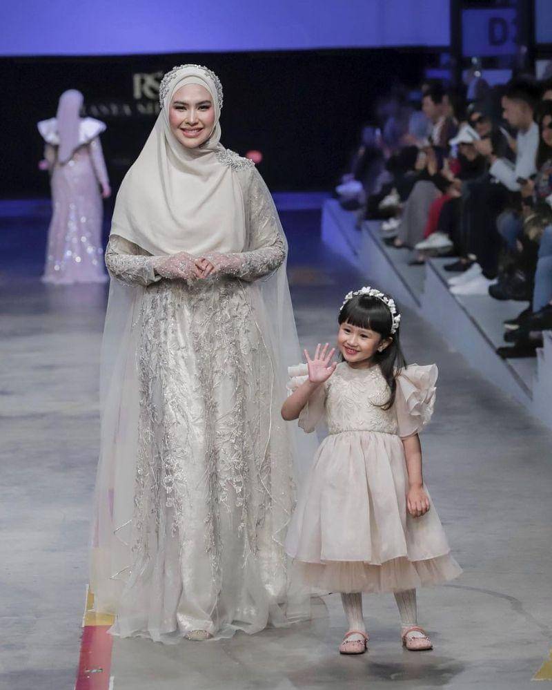 Instagram.com/rasya_shakira