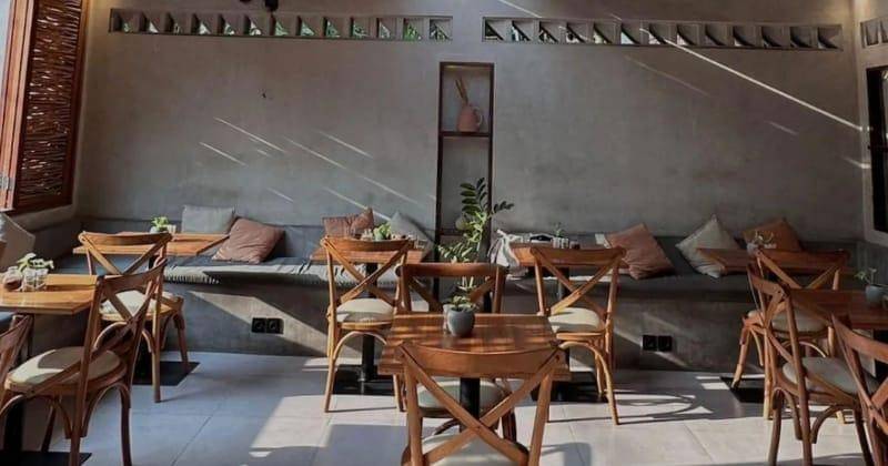 Instagram.com/almond.canggu