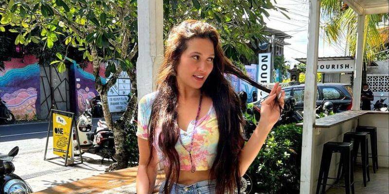 Instagram.com/kareninaanderson