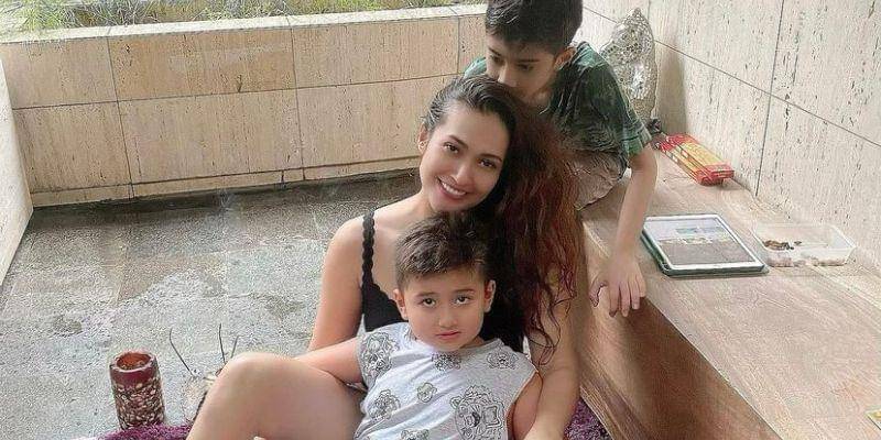 Instagram.com/kareninaanderson